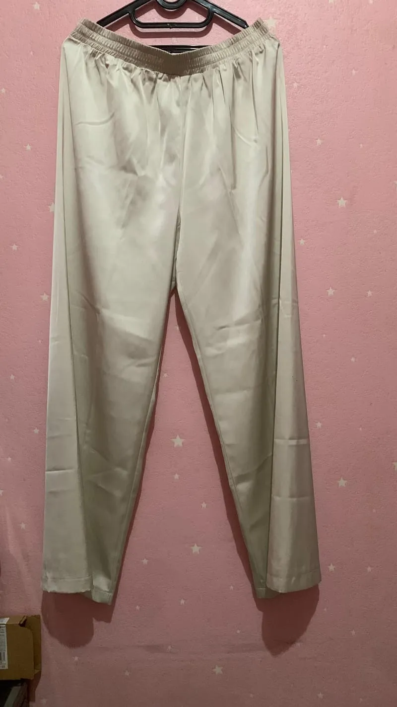 Minimalist Casual Flare pants Wanita cream photo 1
