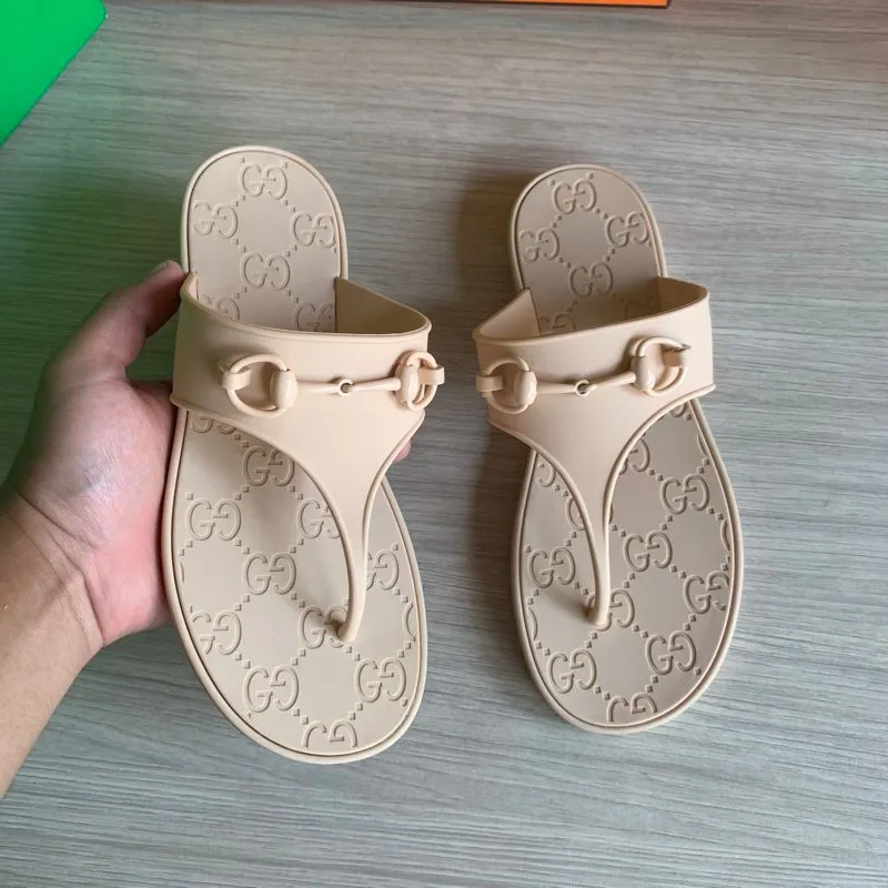 GUCCI SLIPPERS SIZE 38 photo 1