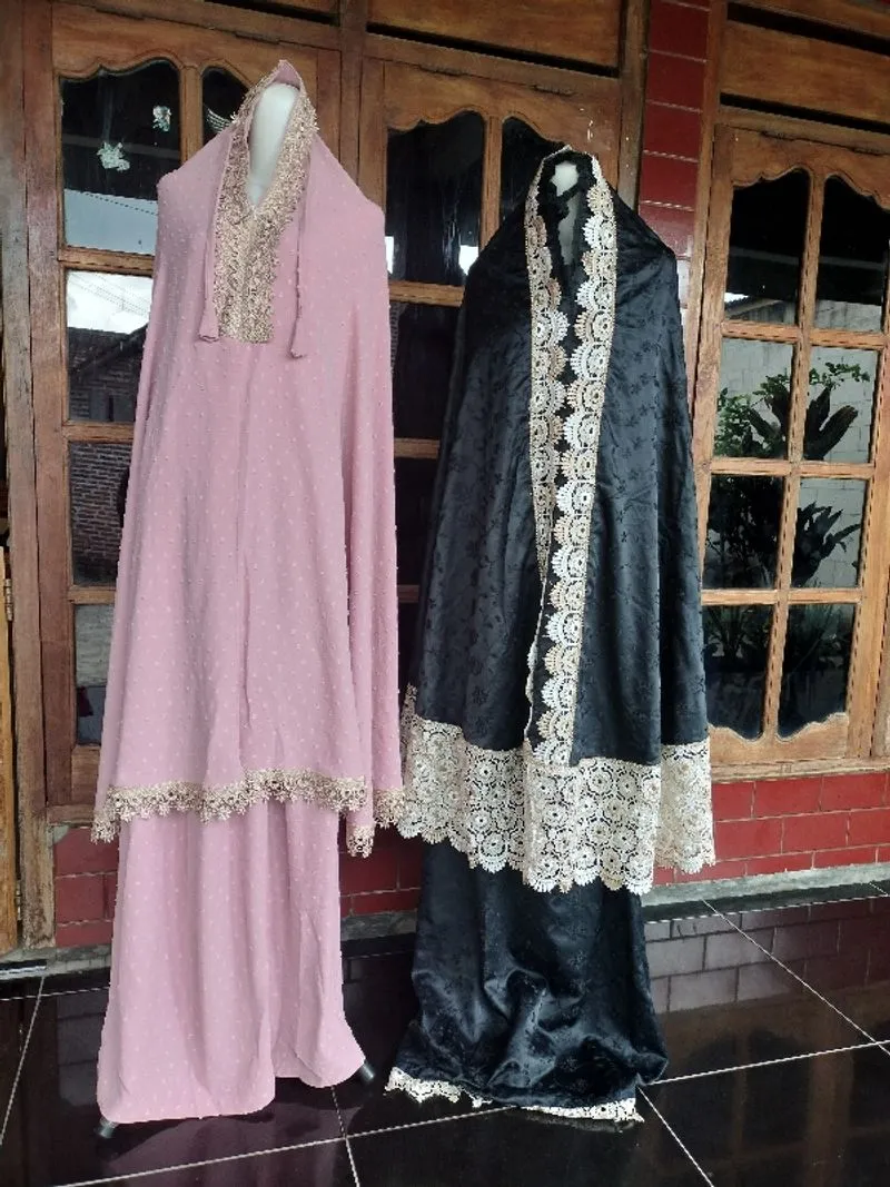 Mukena pink70k, hitam150k,maroon90k,orange50k photo 1