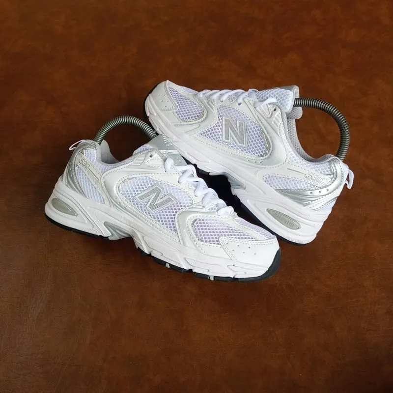 New Balance Sportswear Casual Sneakers Wanita white photo 1