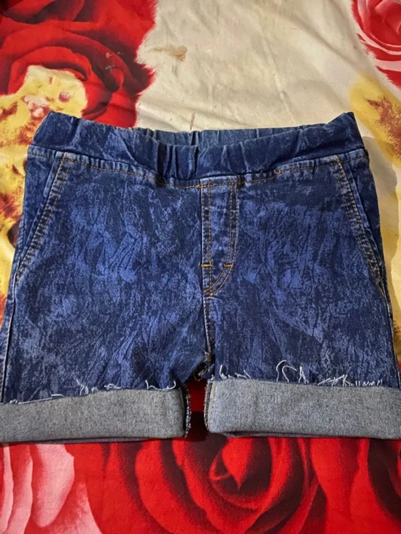 celana jeans pendek wanita  photo 1