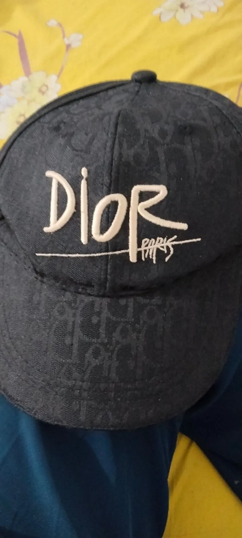 Topi photo 1