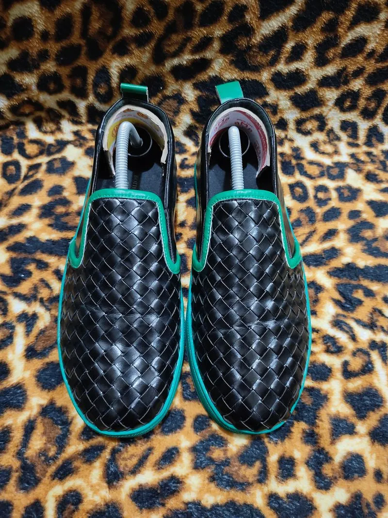 Bottega Veneta slip on size 42 photo 1