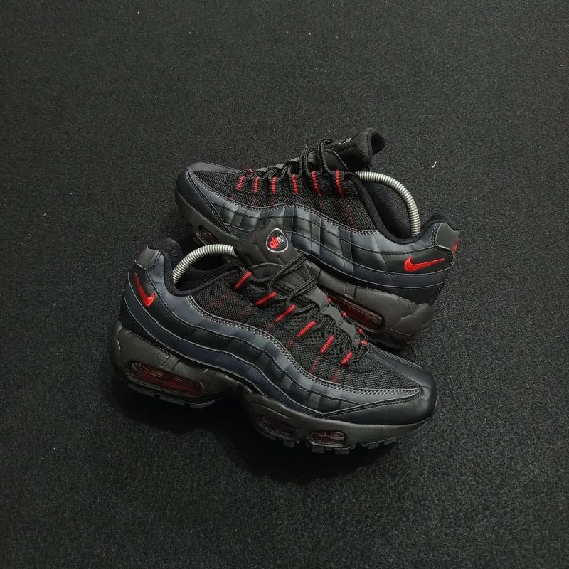 Nike airmax 95 bred photo 1