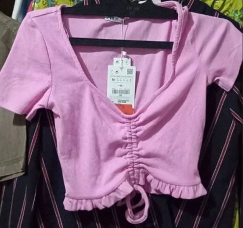 Zara Crop Top brand new photo 1