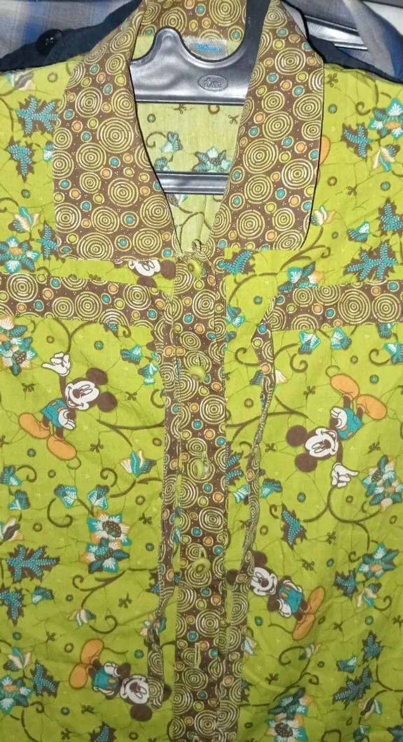 Kemeja wanita Batik Keris x Disney original  photo 1