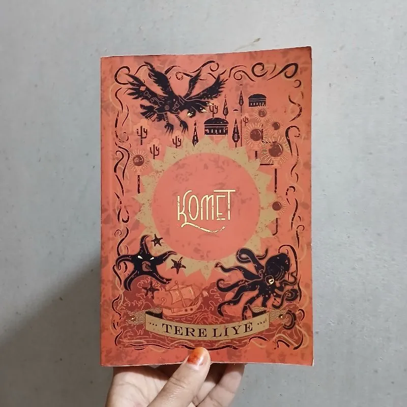 Novel komet (preloved) photo 1