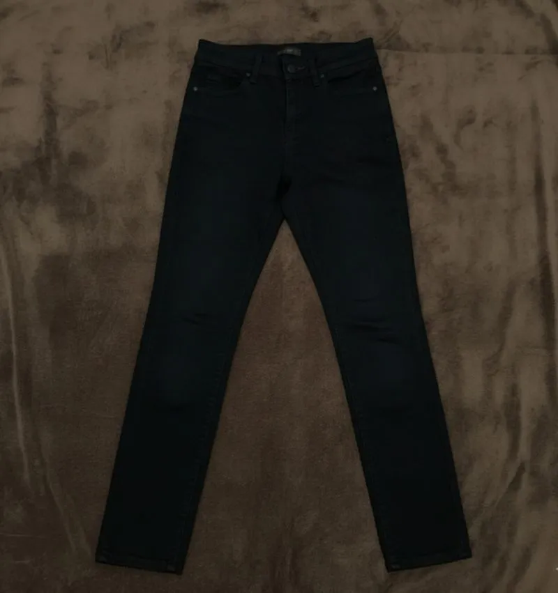 Jeans Uniqlo(pemakaian pribadi)  photo 1