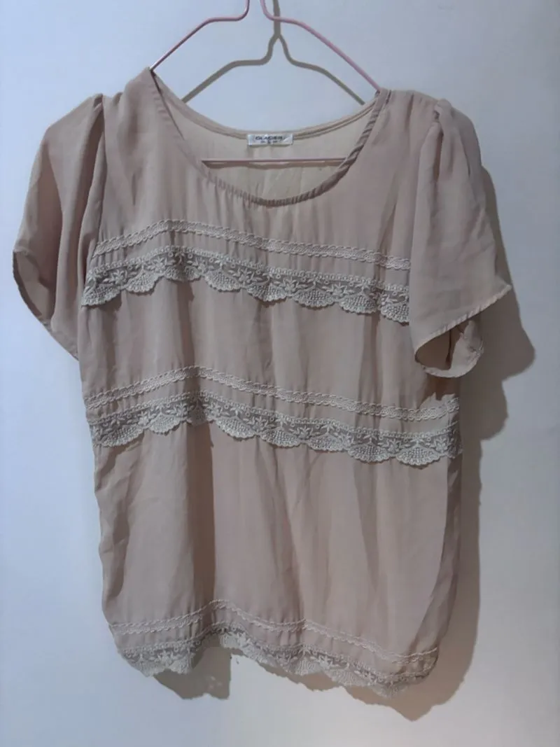coquette dolly top cream blouse photo 1