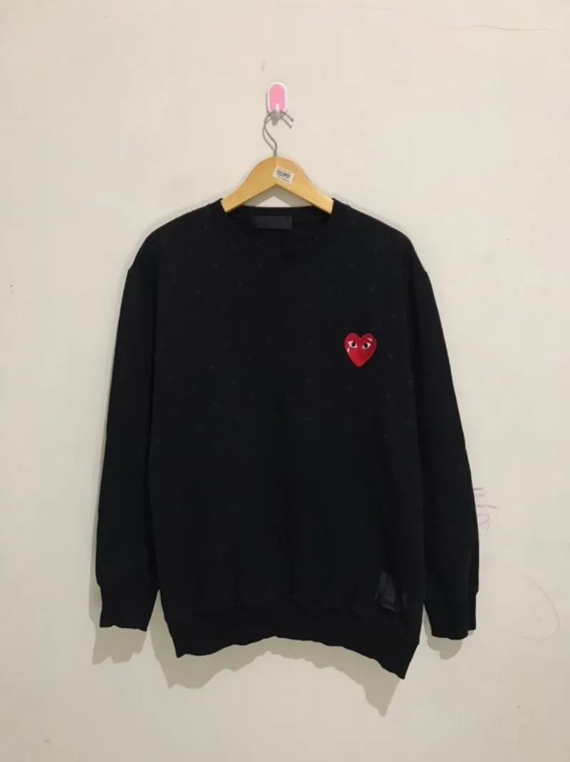 CREWNECK // SWEATER CRIB photo 1