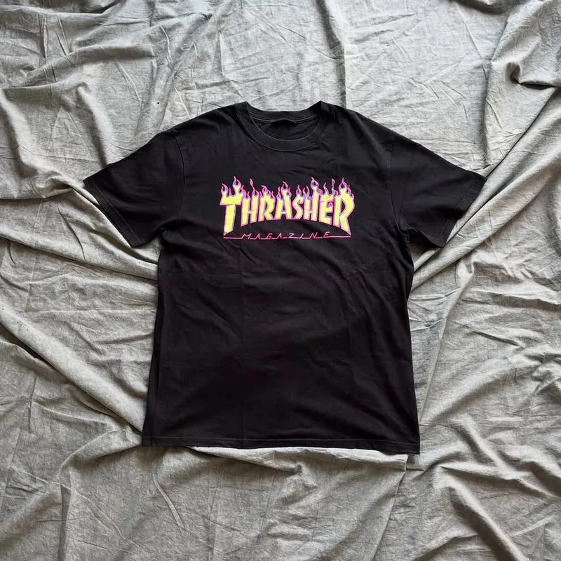 Trasher flame logo photo 1