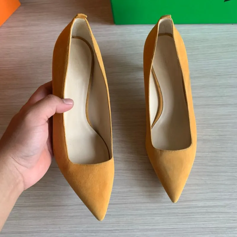 EVERLANE HEELS SUEDE SIZE 38.5 photo 1