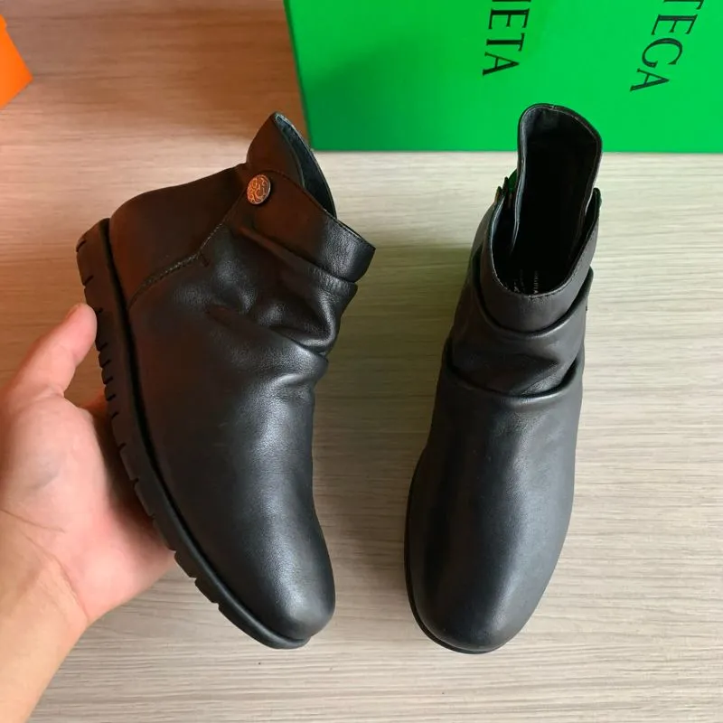 BATANI BOOTA LEATHER SIZE 36 photo 1