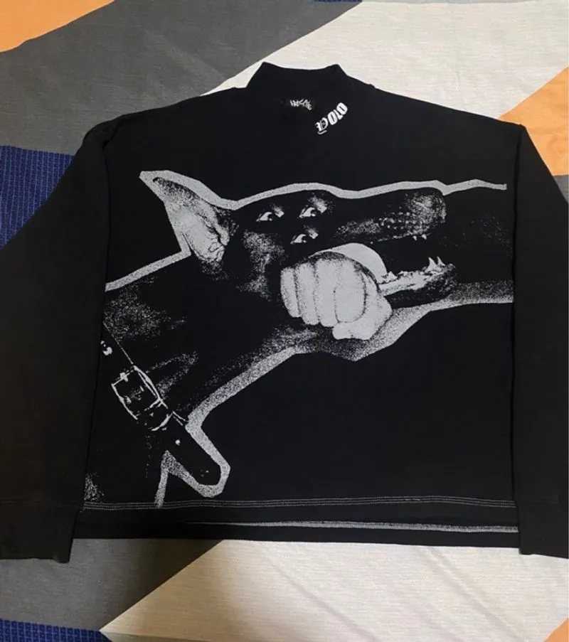 Hecates Turtleneck Dog attack photo 1