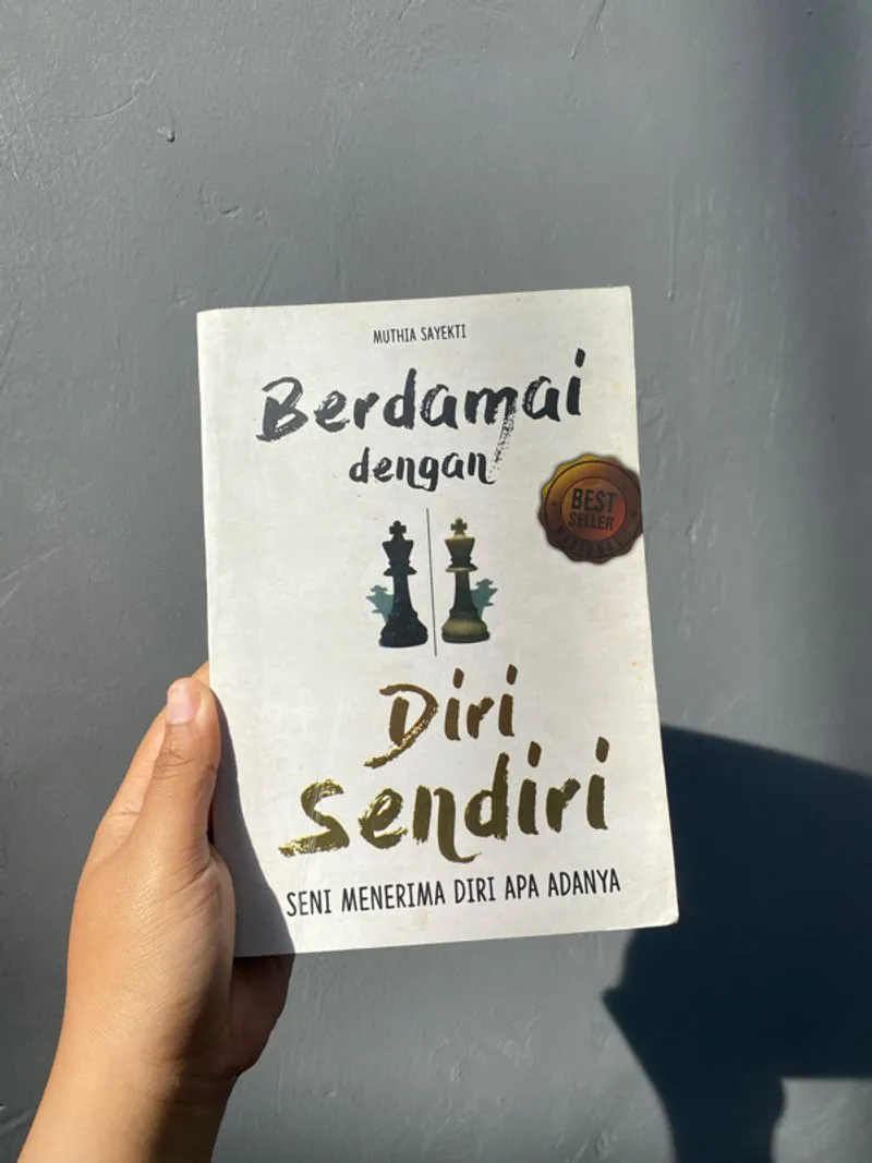 Book Reading “ Berdamai dengan diri sendiri “ photo 1