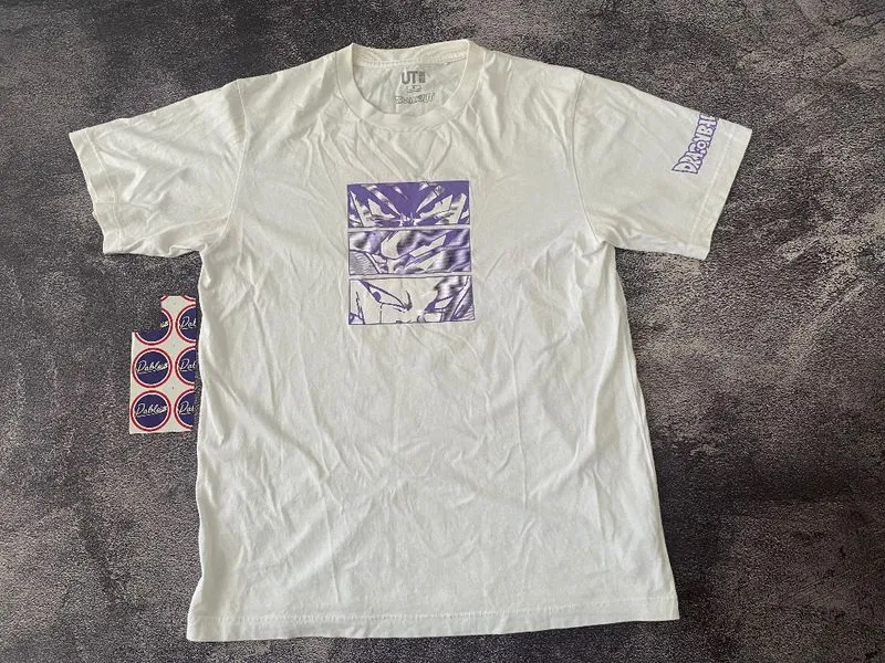 uniqlo x dragonball tshirt photo 1
