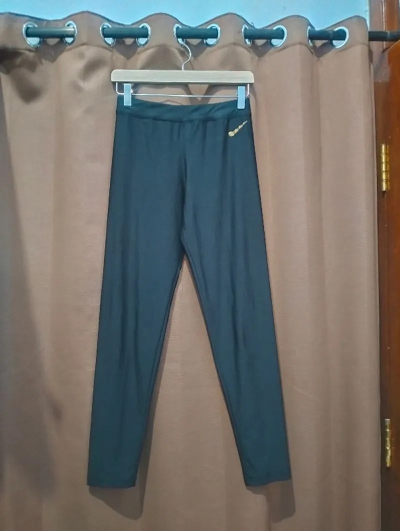 Leging olahraga photo 1