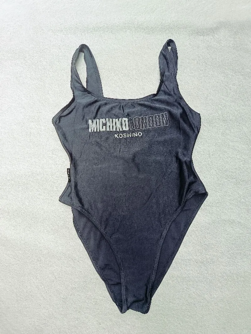 Baju renang/ Rashguard/ swimwear/ swimsuit size m photo 1