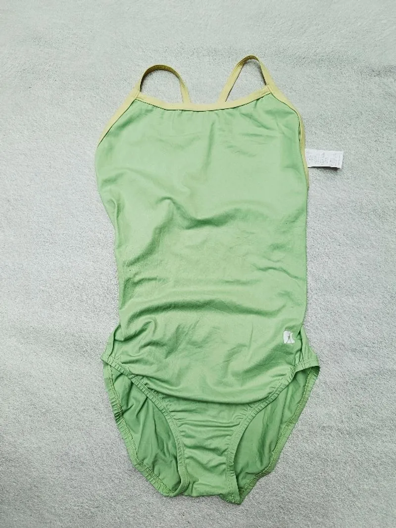 Baju renang/ Rashguard/ swimwear/ swimsuit size m photo 1