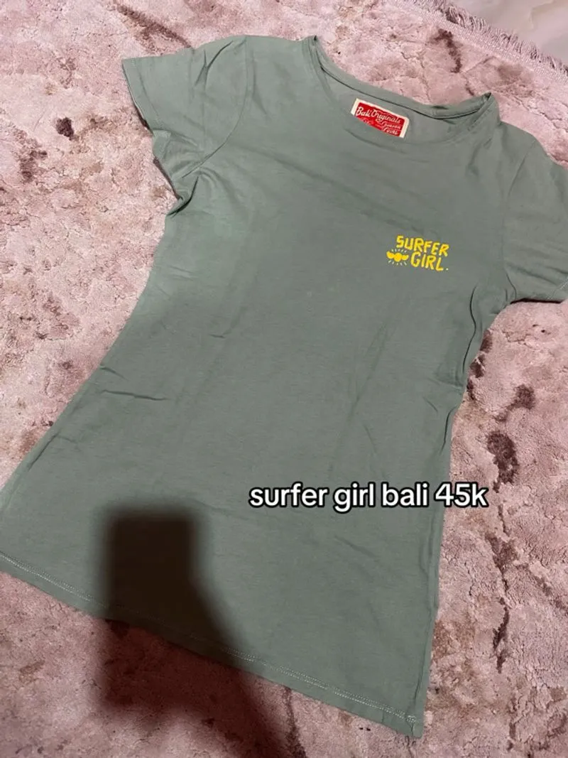 Kaos surfergirl photo 1