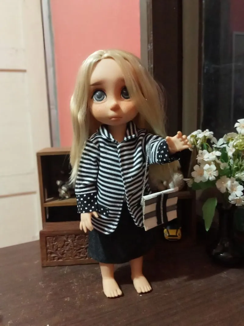 Baju White Black Strip Denim untuk Disney Animator Doll photo 1