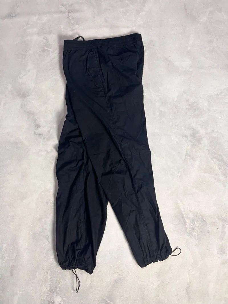 UNIQLO BAGGY PANTS CARGO  photo 1