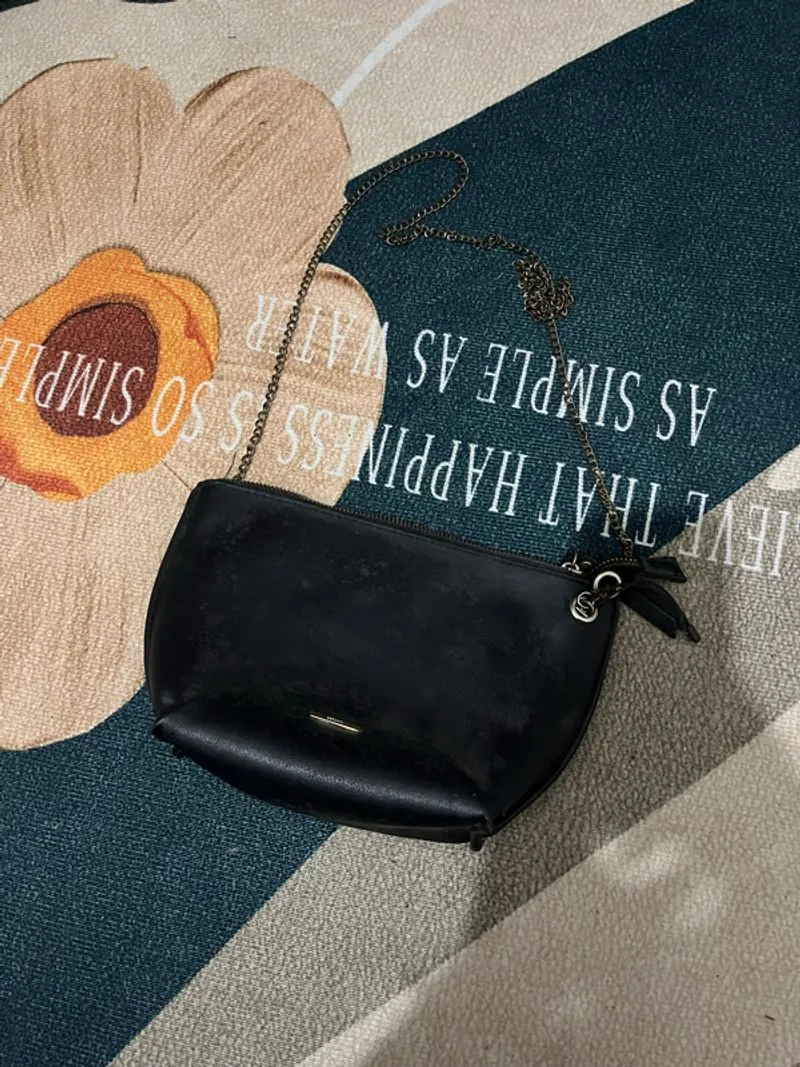 tas bershka hitam photo 1