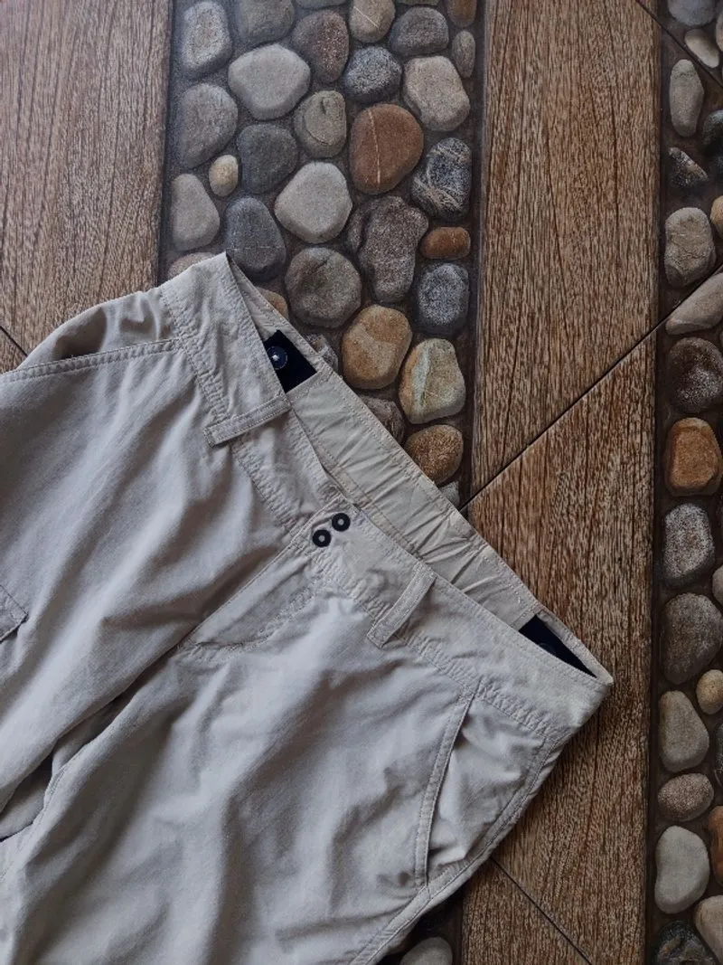 Columbia outdoor utility shorts removable.
 photo 1