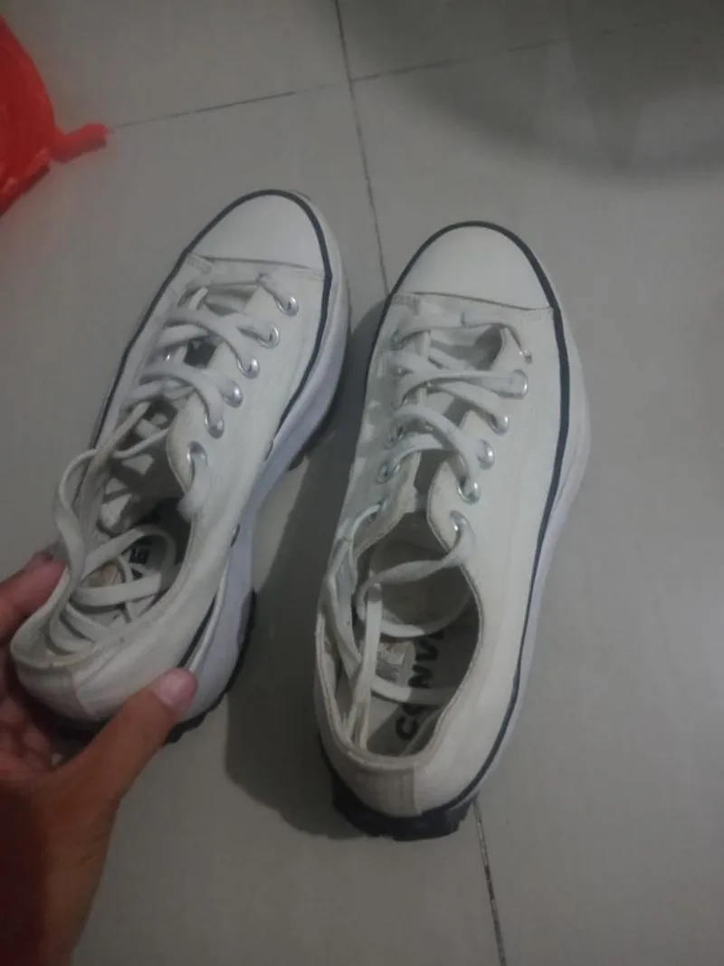 Sepatu Converse original  photo 1