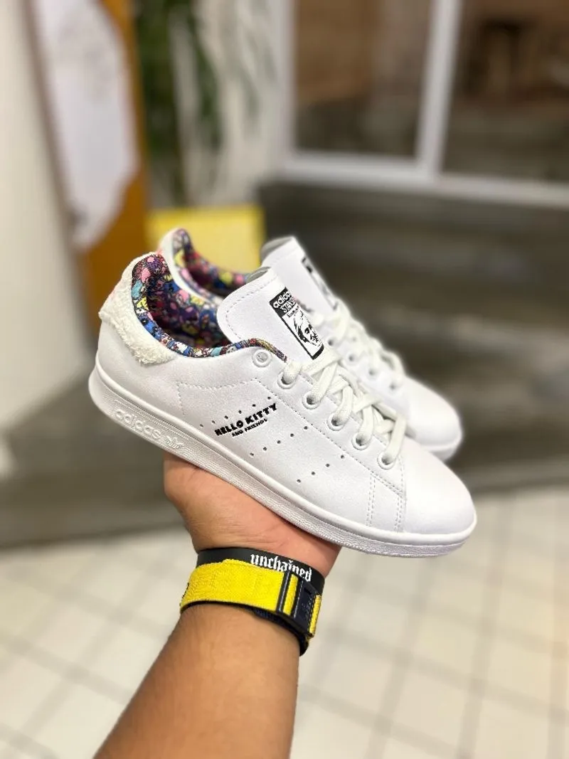 Adidas Stan Smith x Hello Kitty (37 1/3) ORI RESMI MAP photo 1