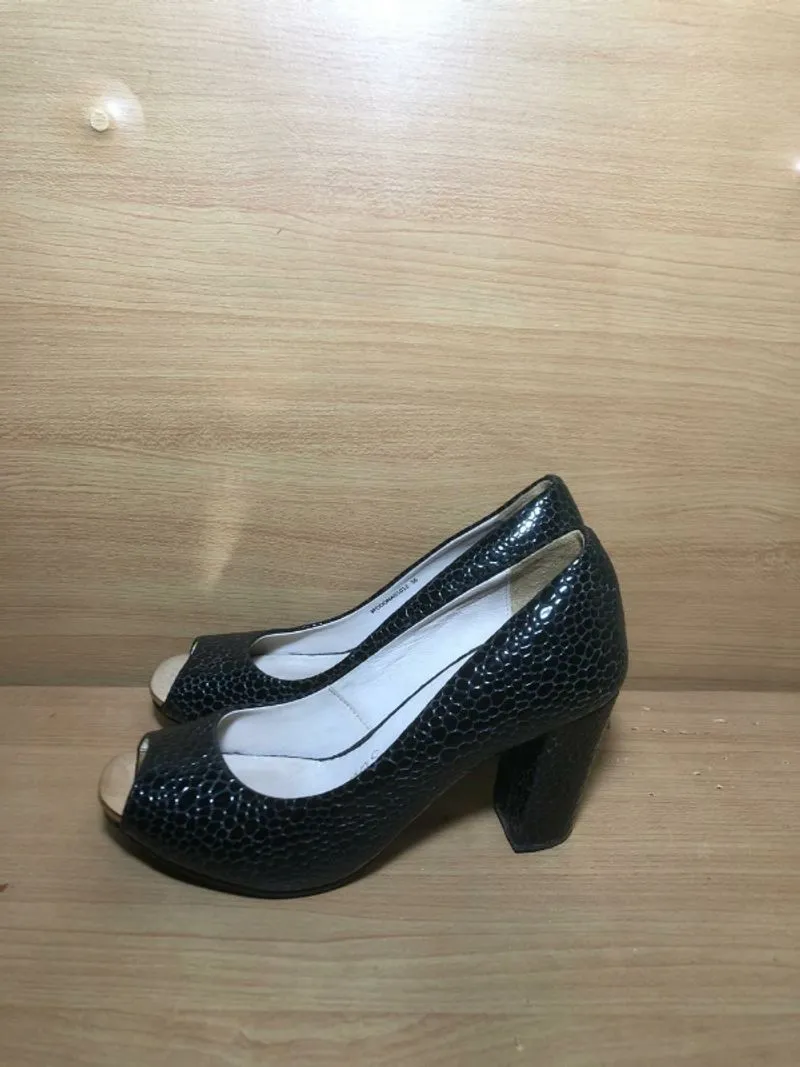 Bocorocco Leather Peep Toe  photo 1