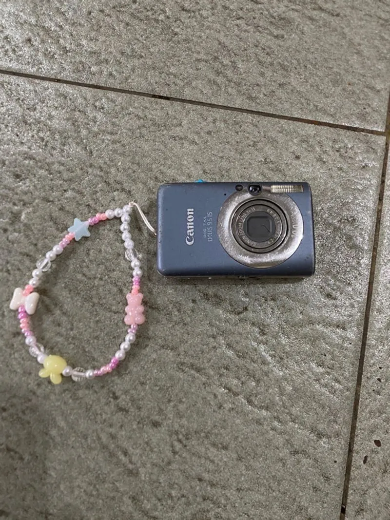 CANON IXUS 95 s (UNTUK HASILNYA LANGSUNG KE CHAT AJA) photo 1
