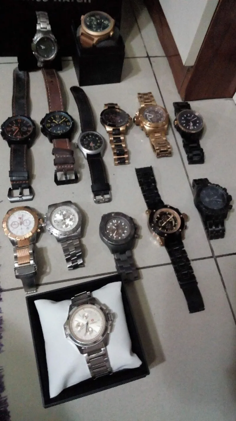 JAM TANGAN PRIA KOLEKSI PRIBADI  photo 1