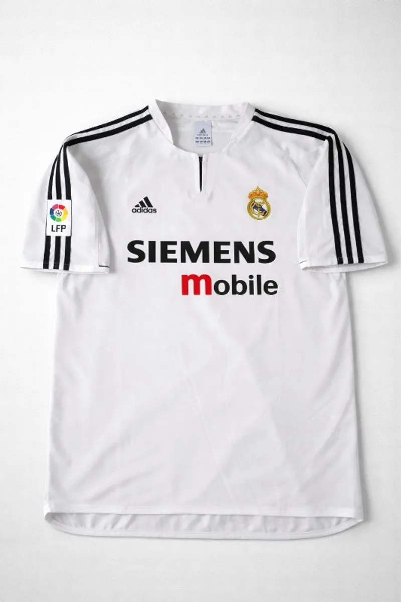 Real Madrid 2003 photo 1