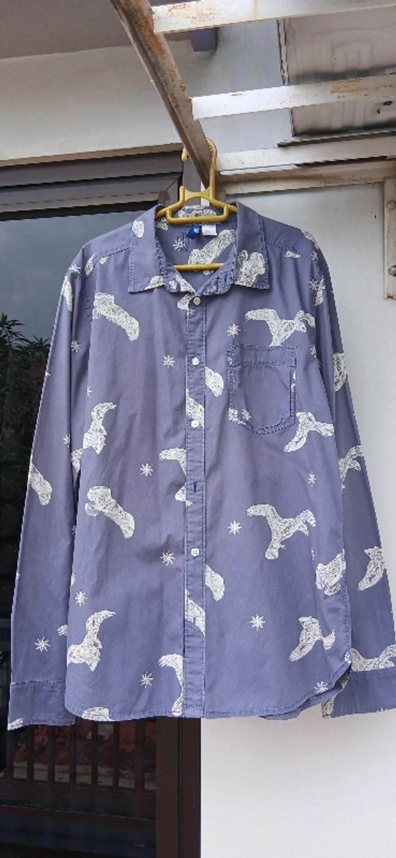 H&M Divided psychedelia shirt photo 1