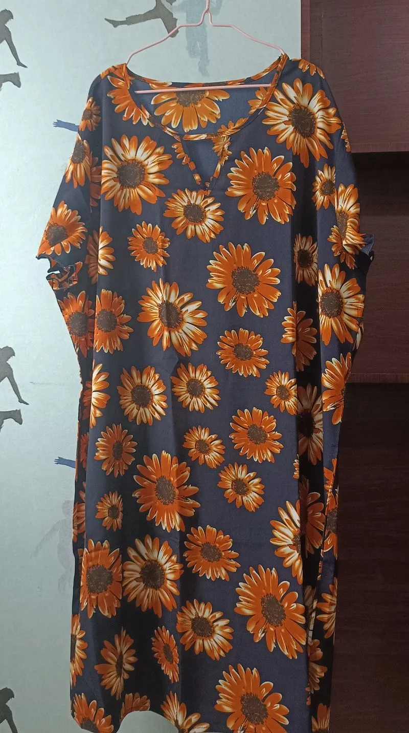Sun Flower Motif Print Midi Dress photo 1