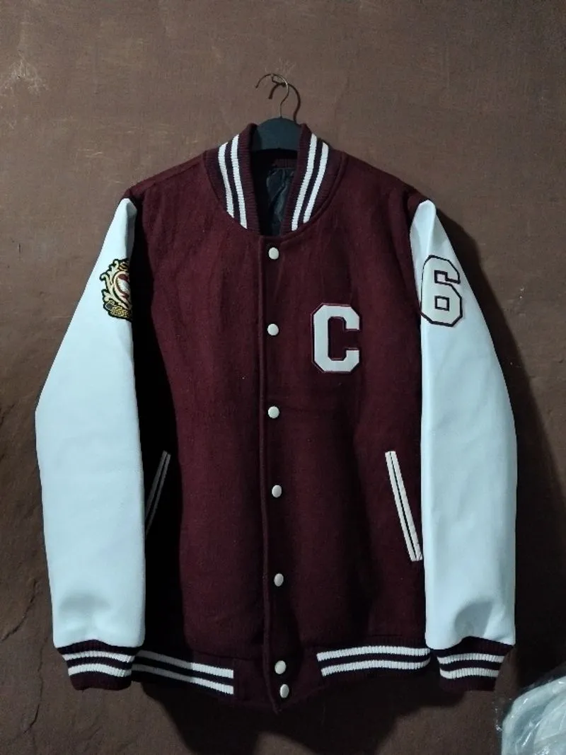 VARSITY UNIVERSITAS photo 1