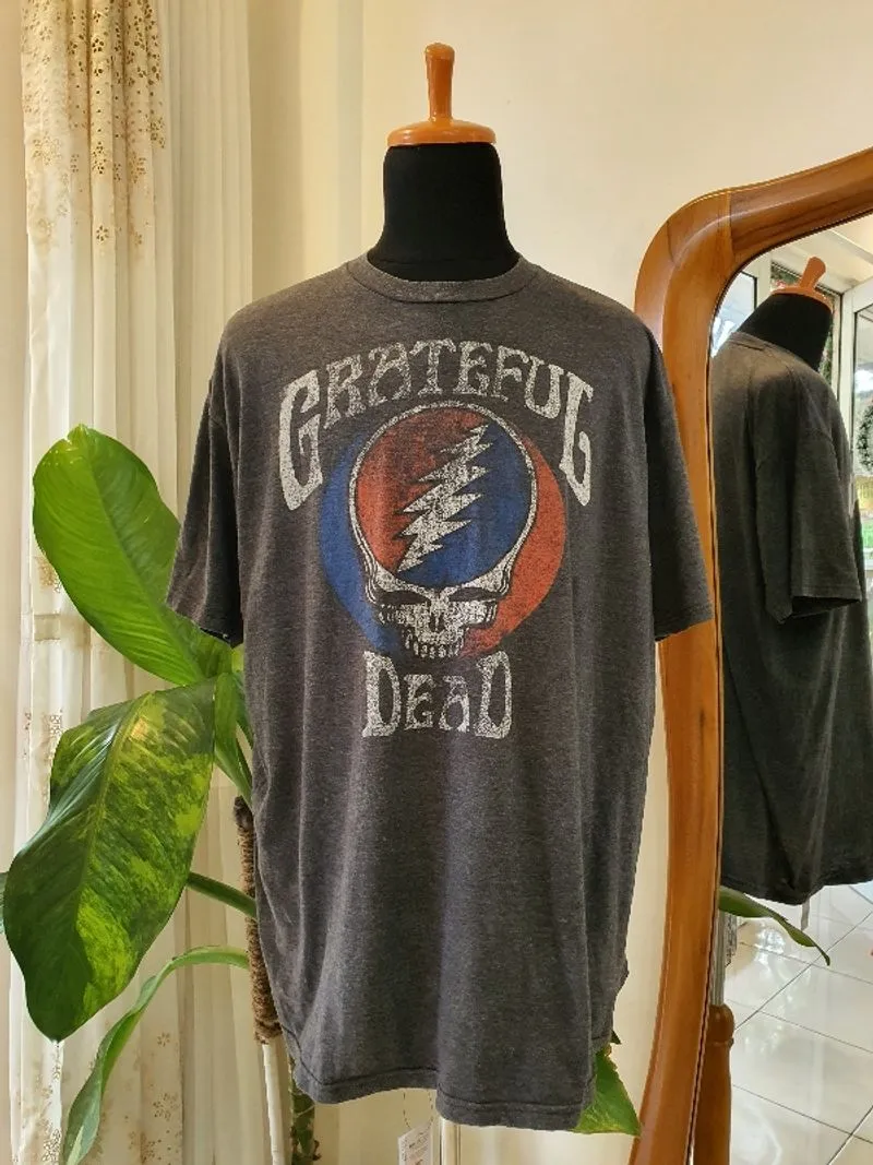 KAOS OBLONG GRATEFUL photo 1