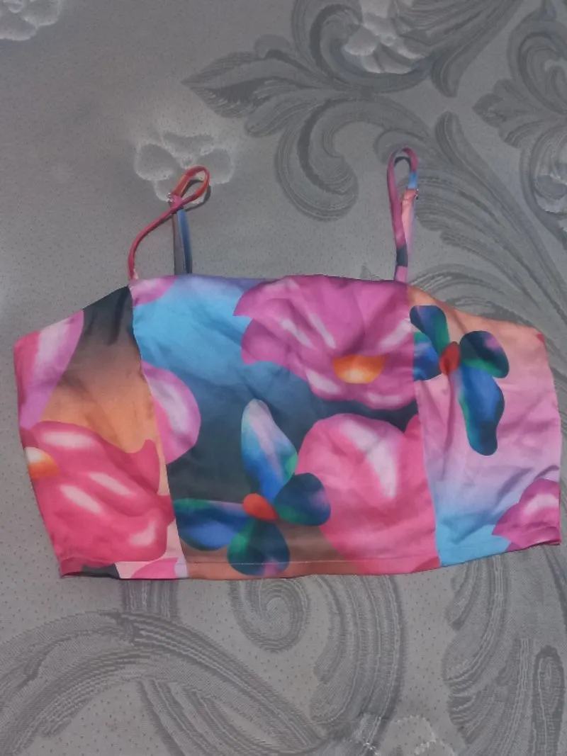 Colorbox croptop tanktop floral photo 1