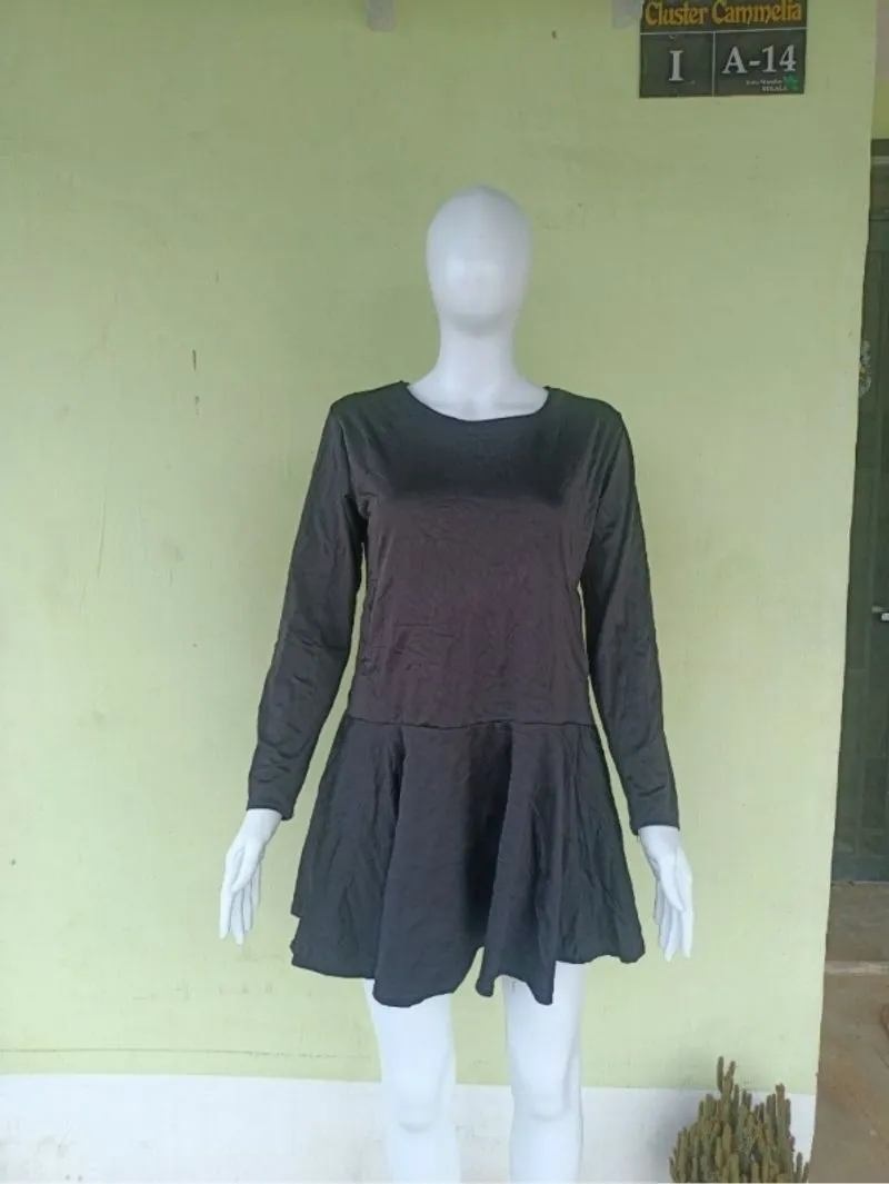 DRESS HITAM LENGAN PANJANG photo 1