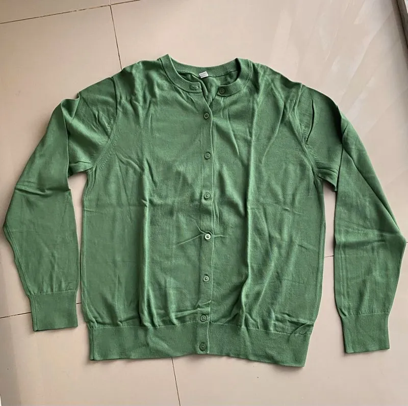 Green Uniqlo Cardigan photo 1