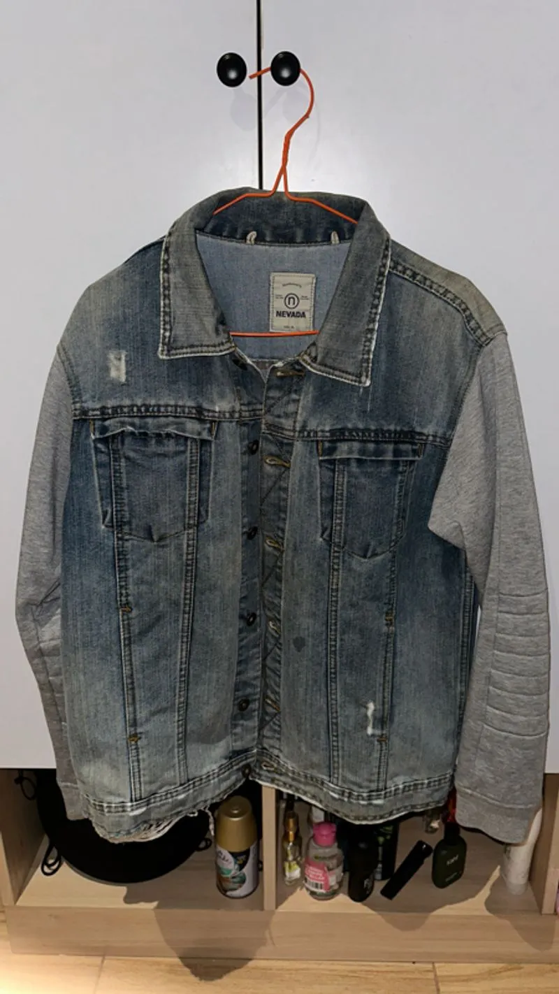 Nevada Men's Denim Jacket Gray Knit Sleeves photo 1