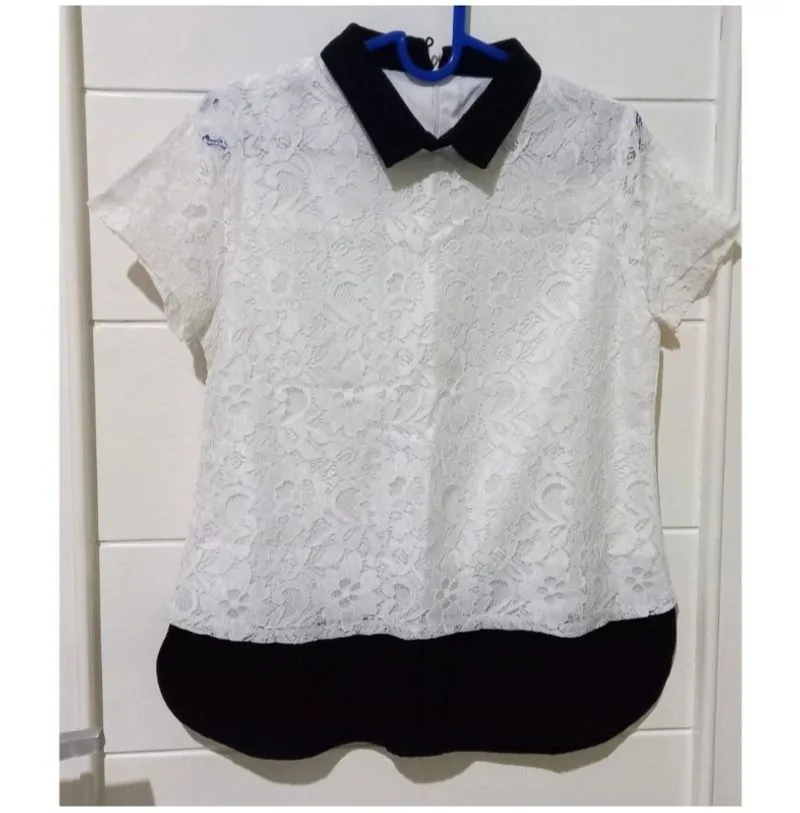 Urban Twist lace top photo 1