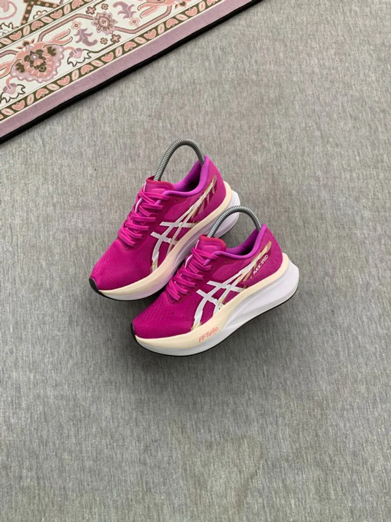 Asics Magic Speed 4 Purple Spectrum photo 1