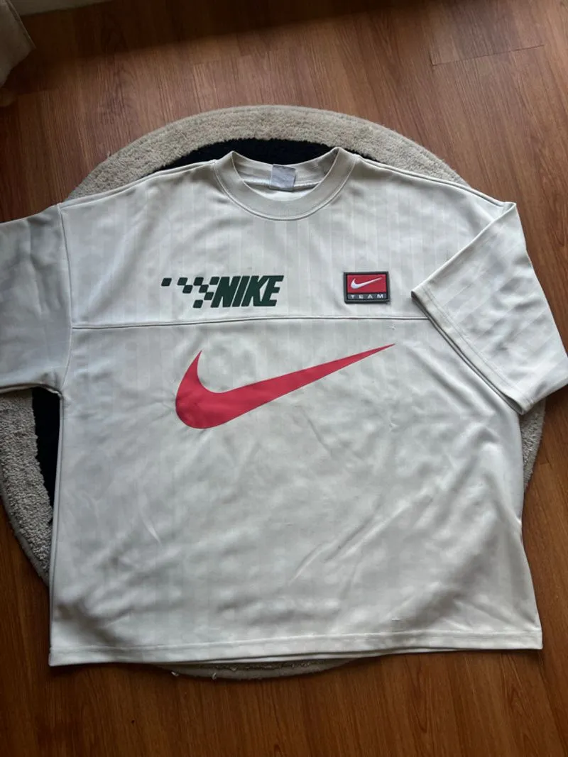 Nike Shoedog jersey center swoosh photo 1