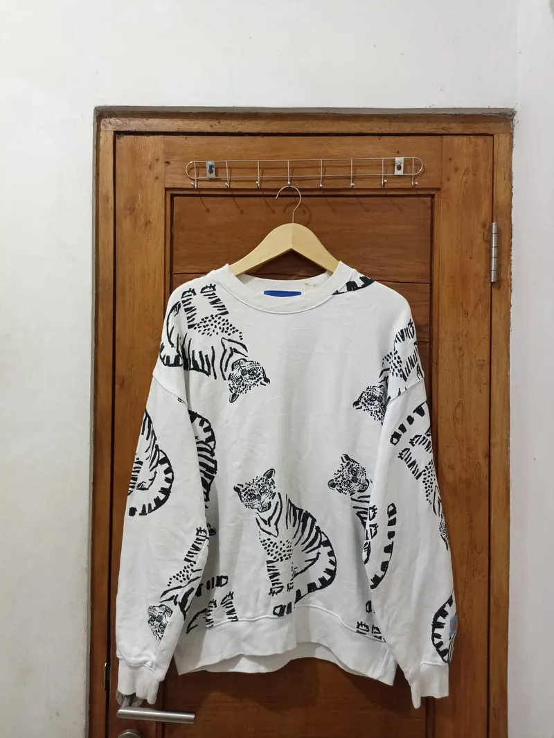 Casual Sweatshirt Pria white black photo 1