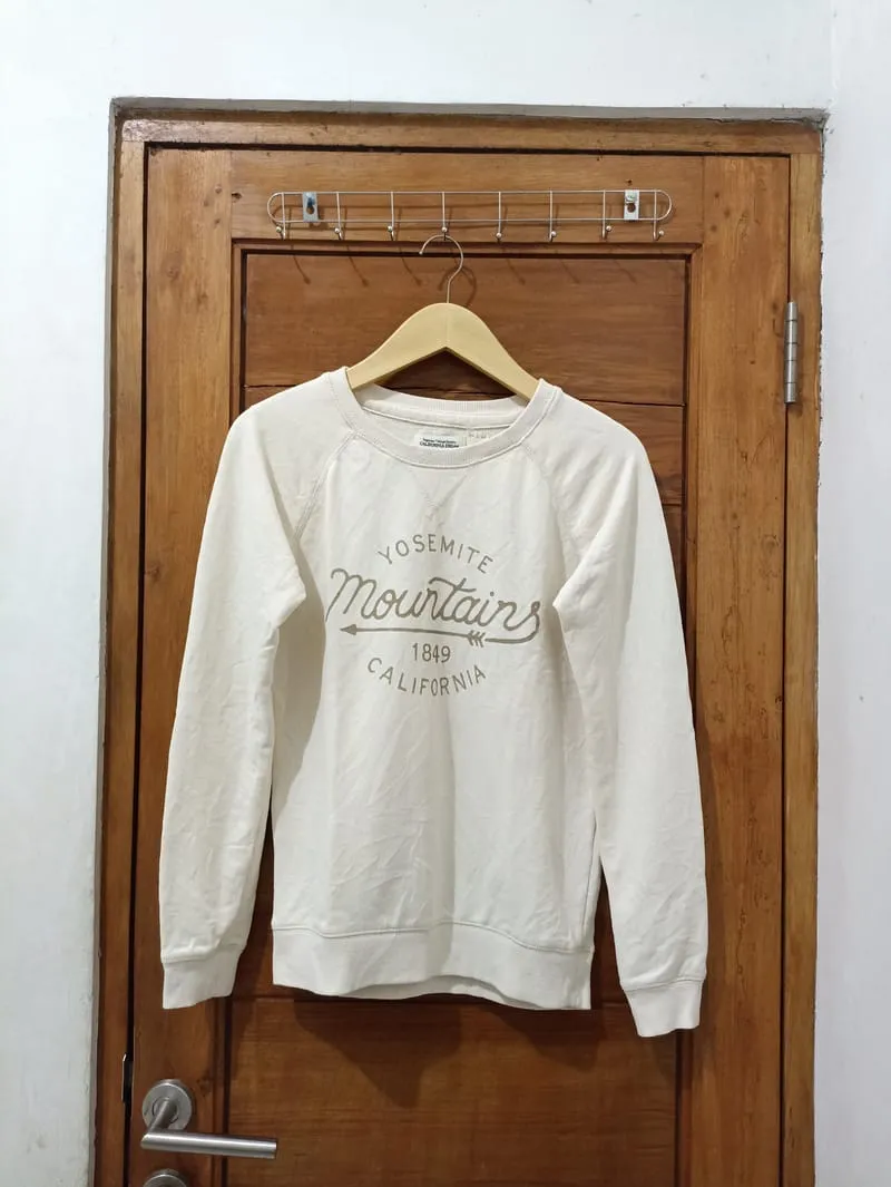 WHO.A.U Casual Sweatshirt Wanita cream photo 1