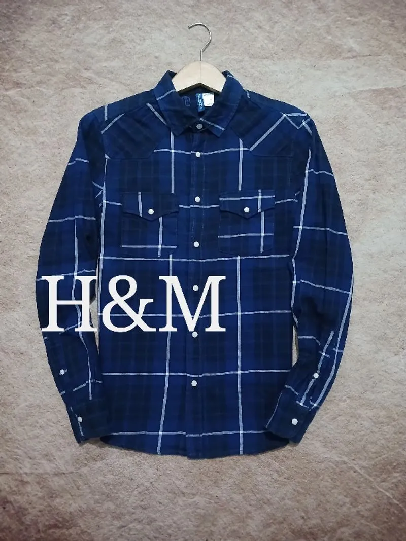 Kemeja kotak2 pria h&m second branded original photo 1