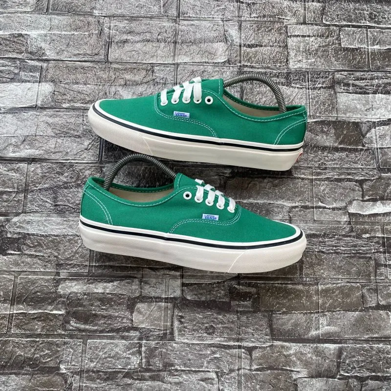 Vans Authentic Green photo 1