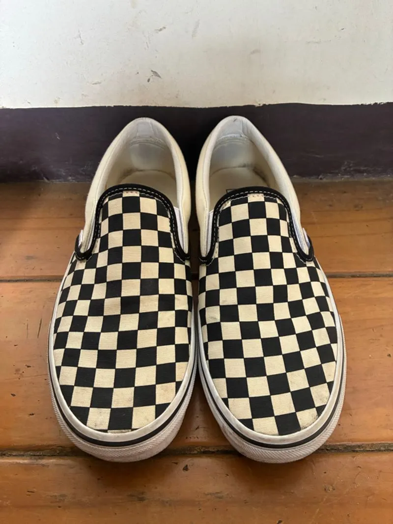 vans slip on checkerboard photo 1